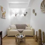 La Sainte Valerie Adults Only جوان ليه باه