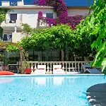 La Sainte Valerie Adults Only 4*