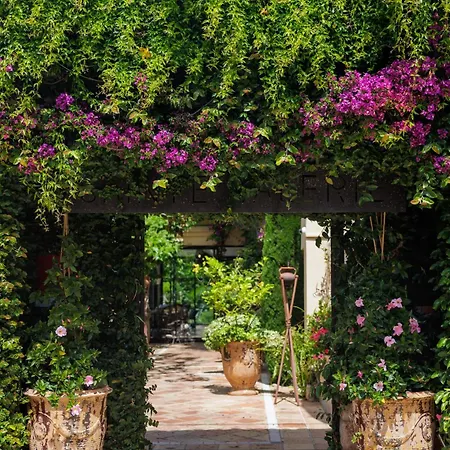 La Sainte Valerie Adults Only فندق 4*