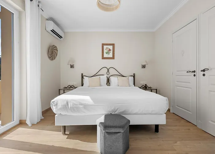 La Sainte Valerie Adults Only