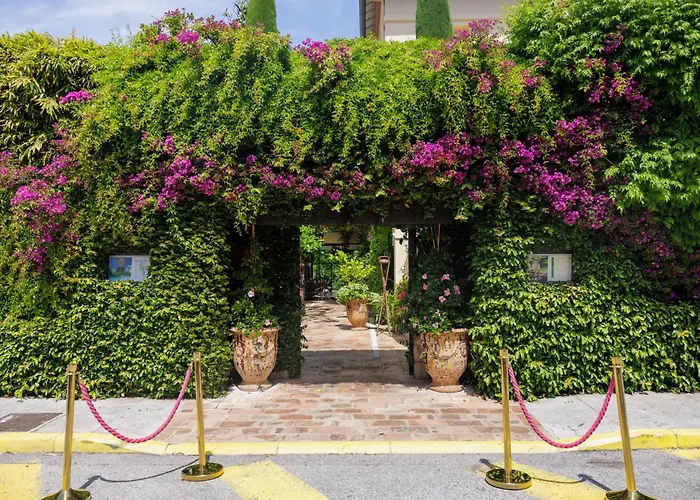 Hotel Sainte Valérie Juan-les-Pins