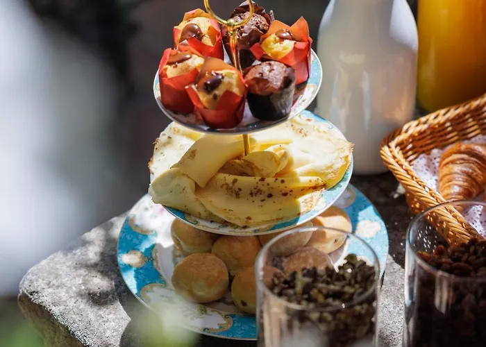 La Sainte Valerie Adults Only ז'ואן-לה-פינס