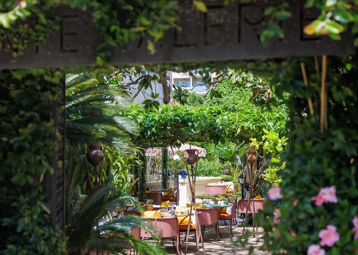 Sainte Valérie Hotel 4*