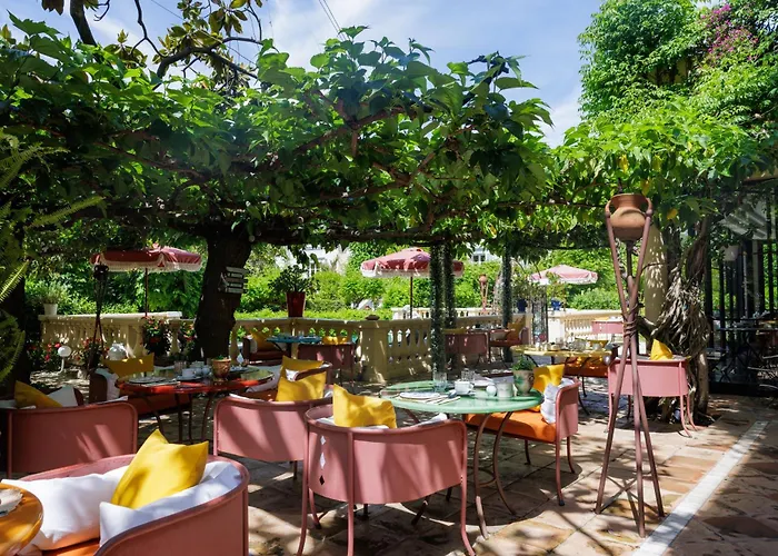 Hotell La Sainte Valerie Adults Only 4*