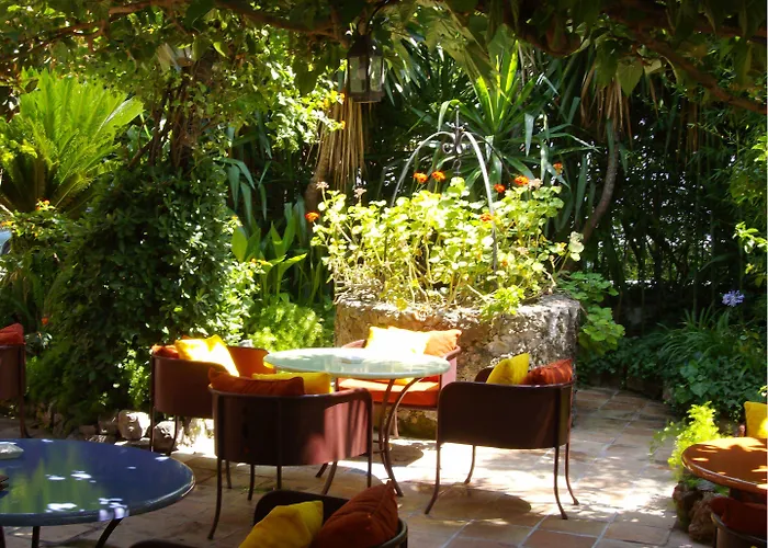 Hotel Sainte Valérie 4*