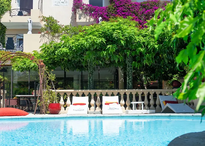 La Sainte Valerie Adults Only 4*